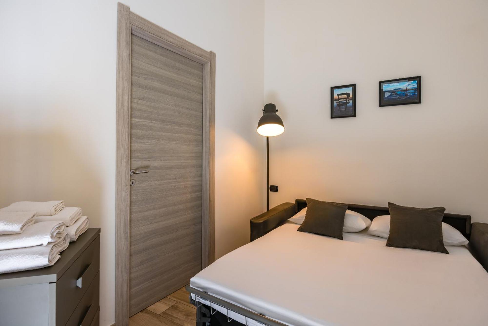 Palazzo Mormando - Modern Apartment Napoli Ngoại thất bức ảnh