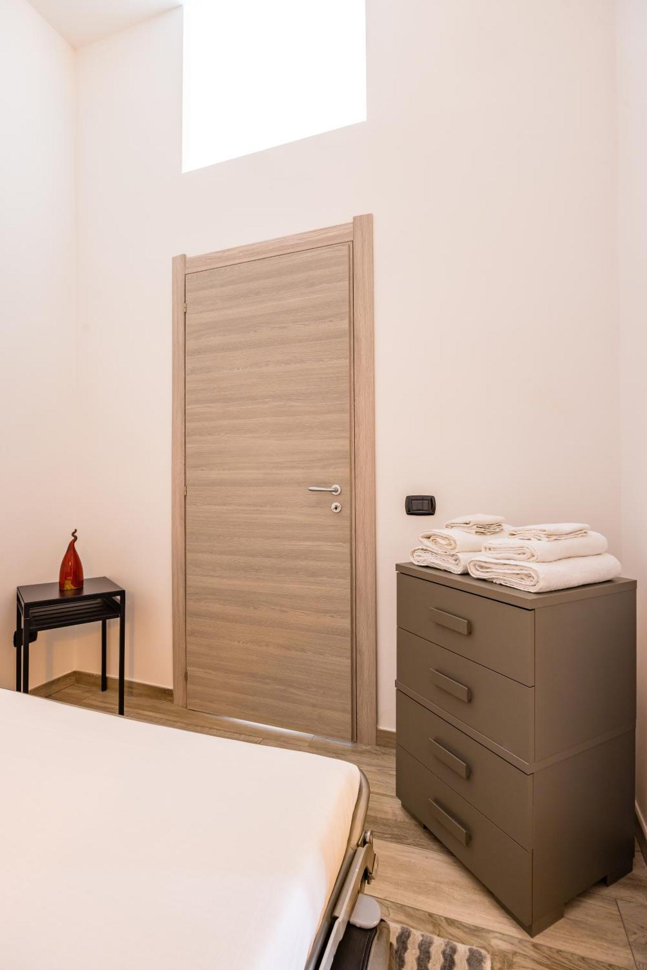 Palazzo Mormando - Modern Apartment Napoli Ngoại thất bức ảnh